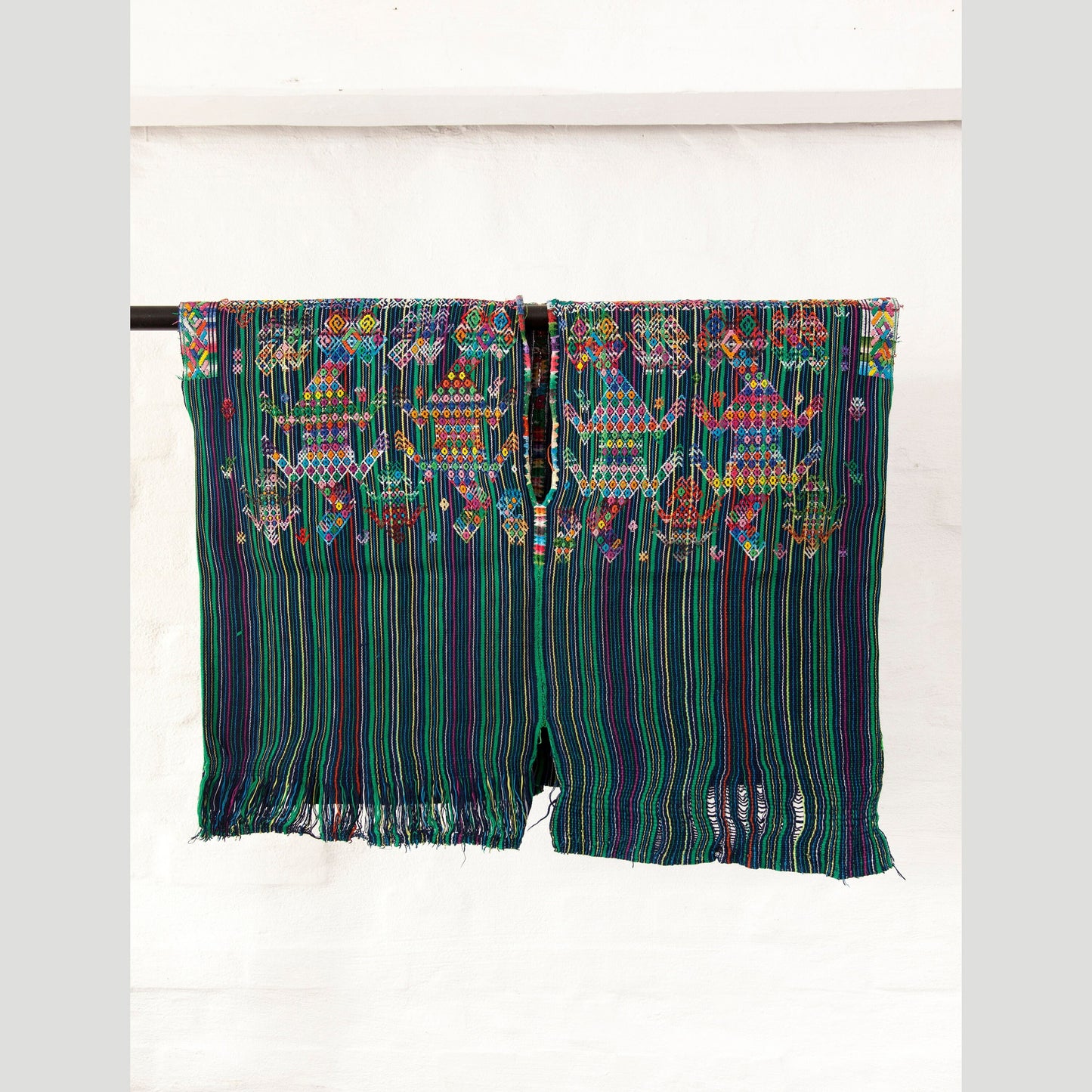Rare fabric, black/colorful, 100x120cm unique from Guatemala, handwoven by Mayan women, sewing projects such as pillows, vests, bags, accessories