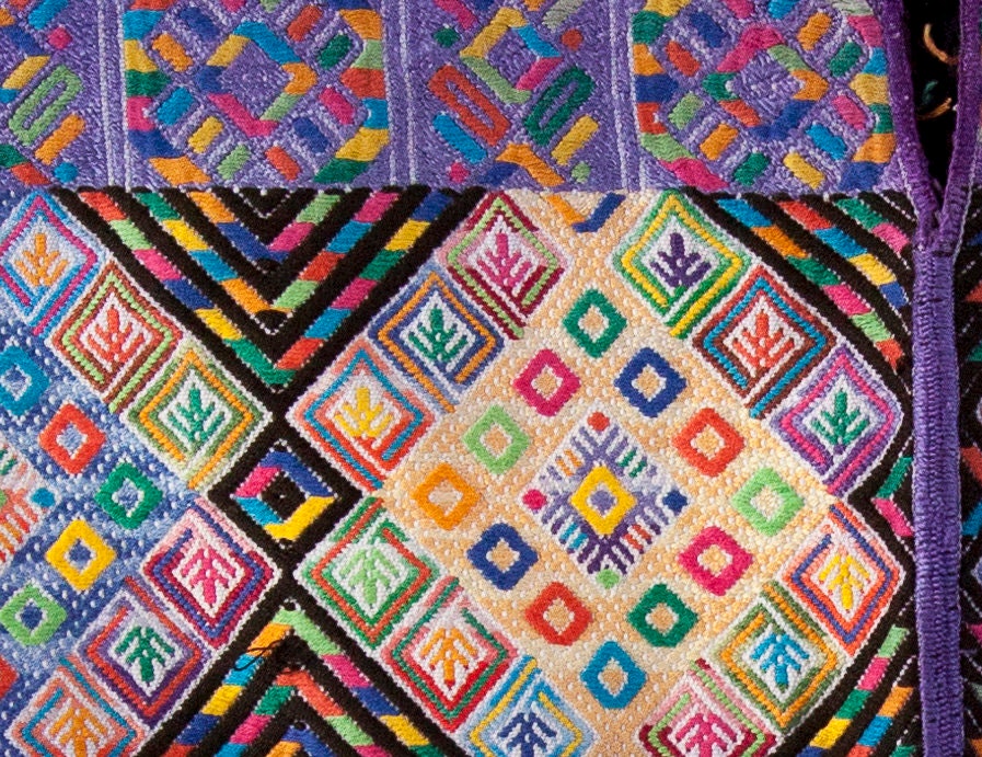 Seltener Stoff, lila töne, 110x140cm Unikat aus Guatemala, handgewebt von Mayafrauen, Nähprojekte, wie Kissen, Westen, Taschen, Accessoir